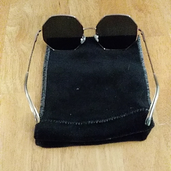 Quay australia, maui jim sunglasses - Picture 5 of 5